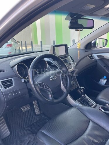 Hyundai Avante 2015, 155,000 km - 1.6 l - Bakı