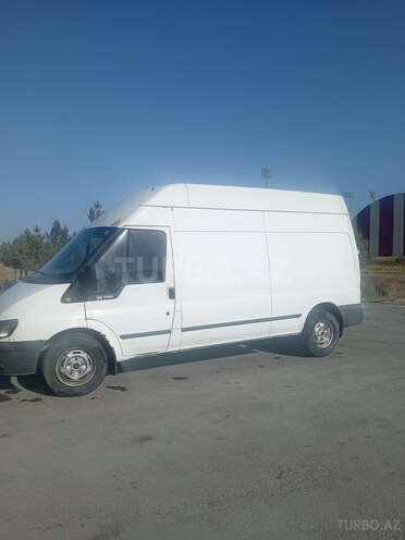 Ford Transit-7