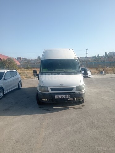 Ford Transit-1