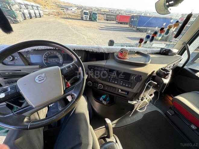 Volvo FH 500 2017, 850,000 km - 13.0 l - Bakı