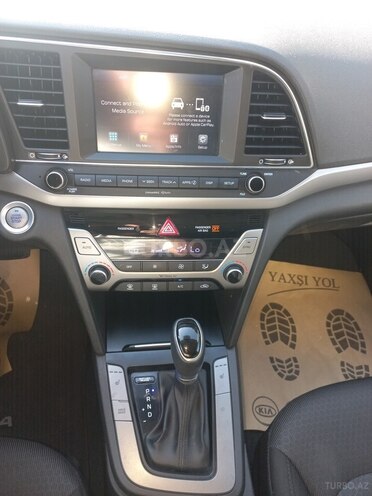 Hyundai Elantra 2017, 158,000 km - 2.0 л - Bakı
