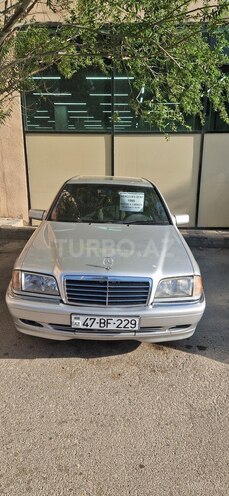 Mercedes E 220 1995, 360,466 km - 2.2 l - Bakı