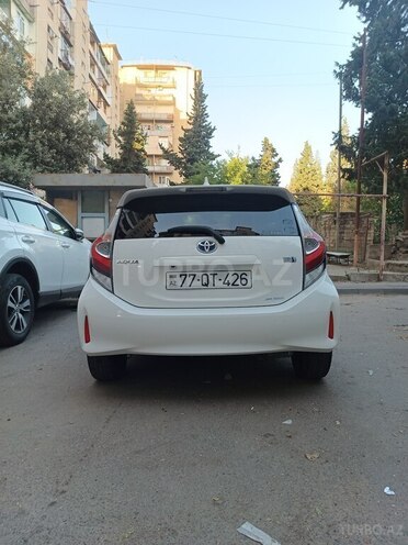 Toyota Aqua 2017, 88,000 km - 1.5 l - Bakı
