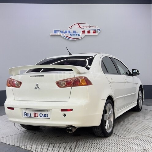Mitsubishi  2008, 308,000 km - 2.0 l - Sumqayıt