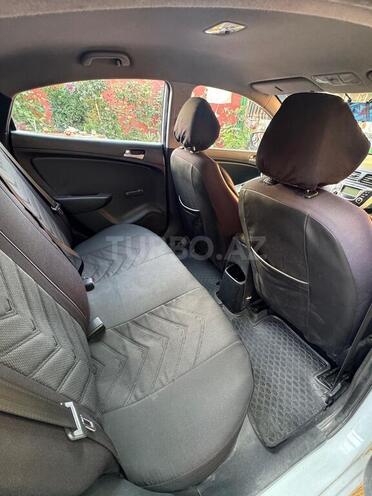 Hyundai Accent 2013, 312,000 km - 1.4 l - Bakı