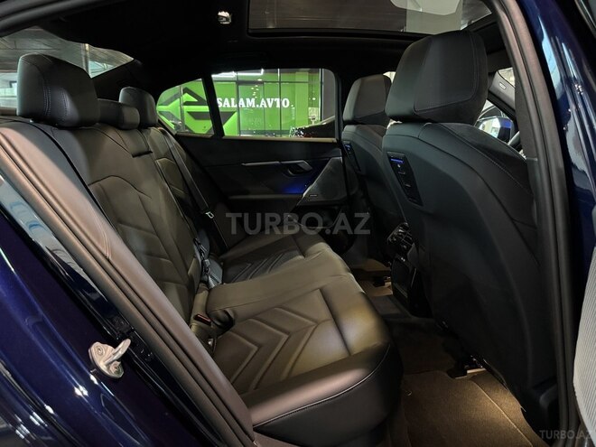 BMW 530e-13