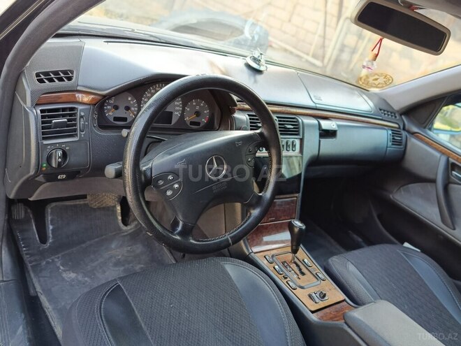 Mercedes E 220 d 1999, 510,522 km - 2.2 l - Cəbrayıl
