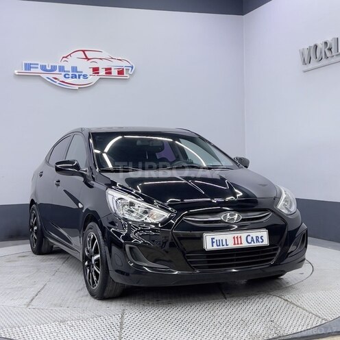 Hyundai Accent-1