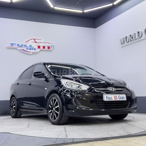Hyundai Accent-8