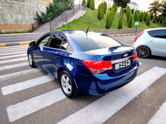 Chevrolet Cruze 2011, 345,000 km - 1.4 l - Tovuz