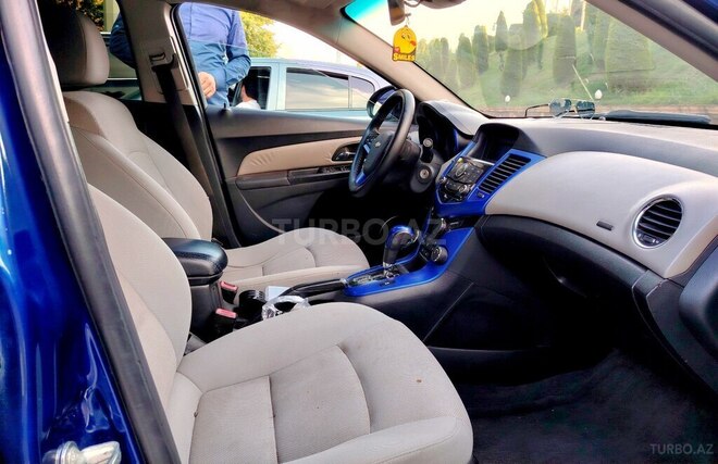 Chevrolet Cruze 2011, 345,000 km - 1.4 l - Tovuz