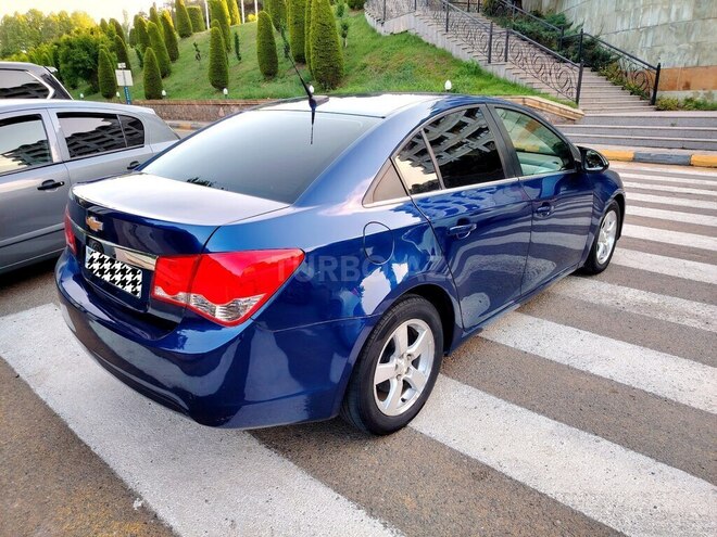 Chevrolet Cruze 2011, 345,000 km - 1.4 l - Tovuz