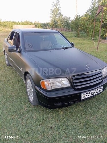Mercedes C 220 1994, 355,191 km - 2.2 l - İmişli