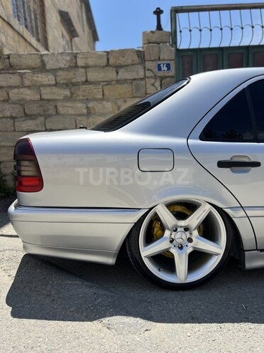 Mercedes C 220 d 1998, 245,000 km - 2.2 l - Bakı