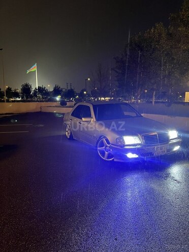 Mercedes C 220 d 1998, 245,000 km - 2.2 l - Bakı