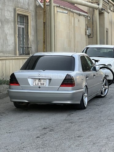Mercedes C 220 d 1998, 245,000 km - 2.2 l - Bakı