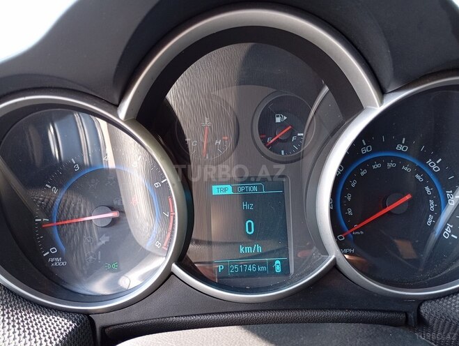 Chevrolet Cruze 2015, 251,746 km - 1.4 l - Şirvan