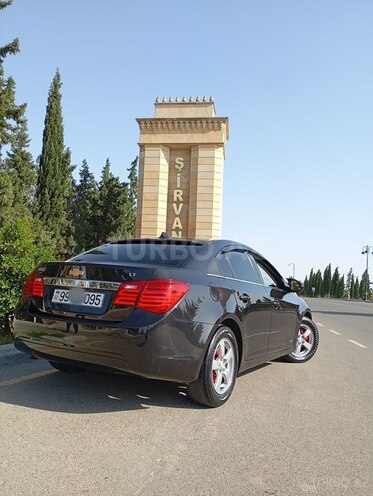 Chevrolet Cruze 2015, 251,746 km - 1.4 l - Şirvan