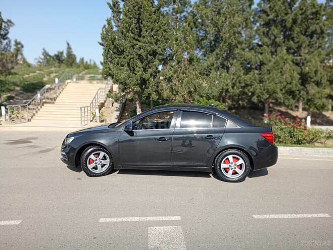 Chevrolet Cruze 2015, 251,746 km - 1.4 l - Şirvan