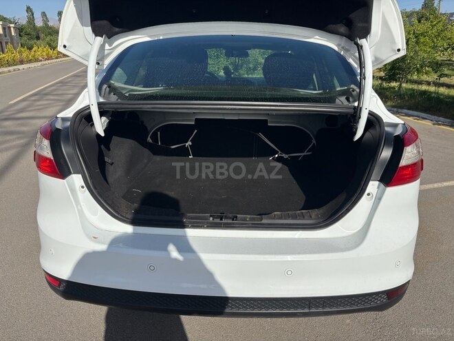 Ford Focus 2013, 82,015 km - 1.6 л - Naxçıvan