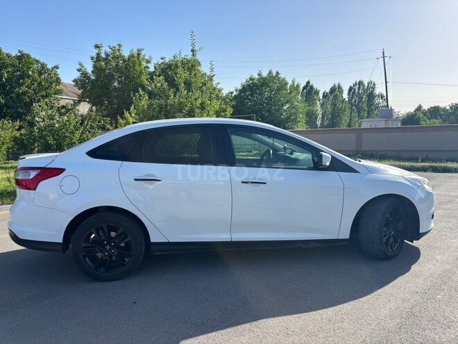 Ford Focus 2013, 82,015 km - 1.6 л - Naxçıvan