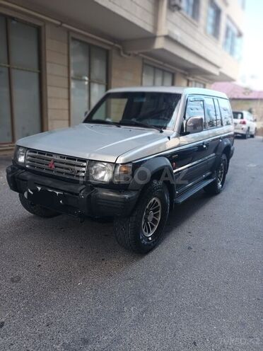 Mitsubishi Pajero 1994, 377,000 km - 3.5 l - Bakı