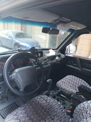 Mitsubishi Pajero 1994, 377,000 km - 3.5 l - Bakı