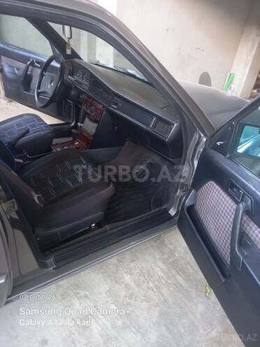 Mercedes 190 1991, 586,321 km - 1.8 l - Bakı