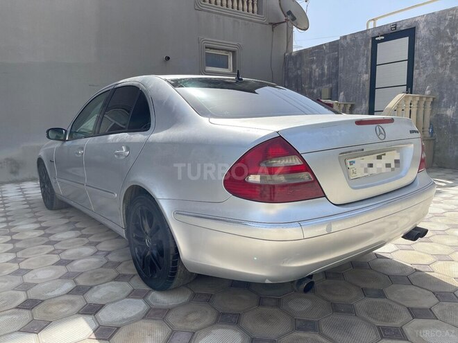 Mercedes E 240 2003, 321,000 km - 2.4 l - Bakı