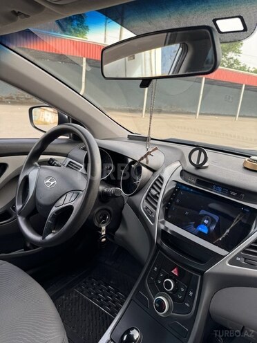 Hyundai Elantra 2015, 240,919 km - 1.8 l - Bakı