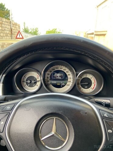 Mercedes E 220 d 2014, 237,000 km - 2.2 l - Bakı
