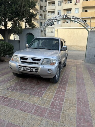 Mitsubishi Pajero 2003, 212,000 km - 3.0 l - Bakı