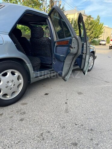 Mercedes E 200 1992, 252,000 km - 2.0 l - Bakı