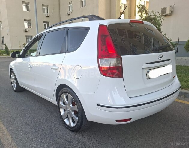 Hyundai i30 2009, 388,000 km - 1.6 л - Bakı