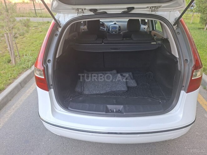 Hyundai i30 2009, 388,000 km - 1.6 л - Bakı