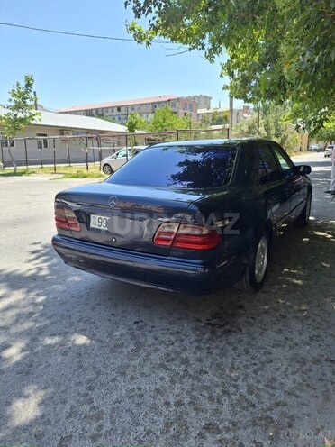 Mercedes E 220 d 2000, 485,000 km - 2.2 l - Bakı