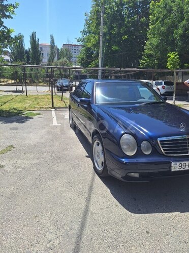 Mercedes E 220 d 2000, 485,000 km - 2.2 l - Bakı