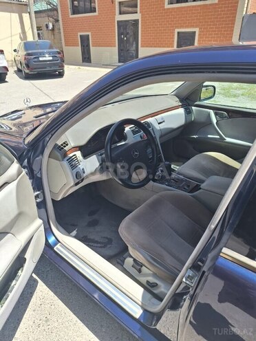 Mercedes E 220 d 2000, 485,000 km - 2.2 l - Bakı