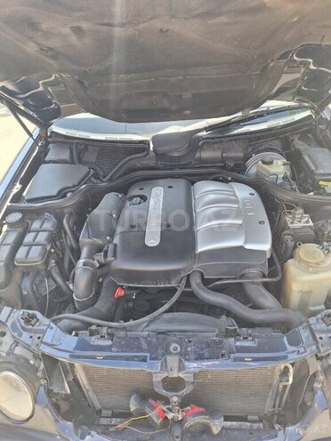 Mercedes E 220 d 2000, 485,000 km - 2.2 l - Bakı