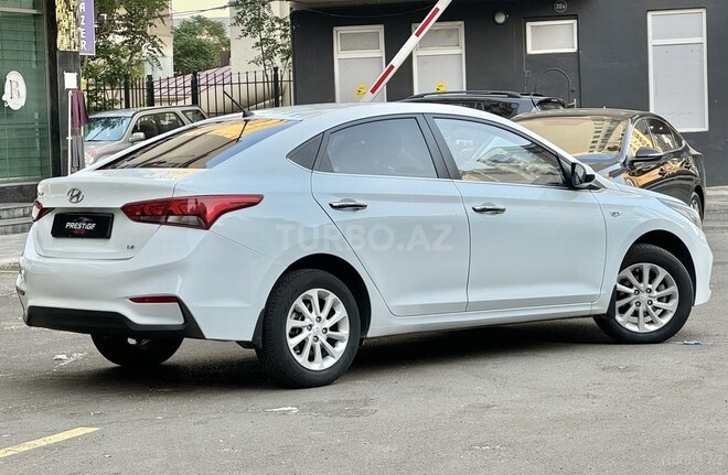 Hyundai Accent 2018, 153,000 km - 1.6 l - Bakı