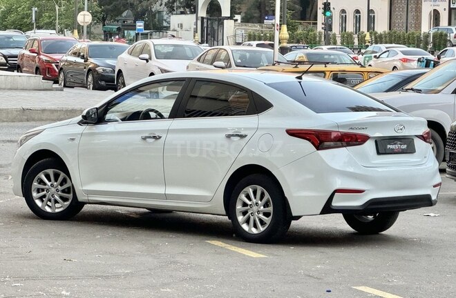 Hyundai Accent 2018, 153,000 km - 1.6 l - Bakı