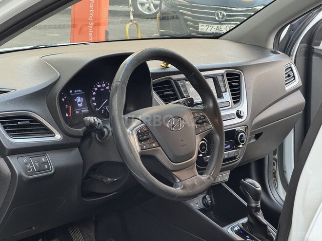 Hyundai Accent 2018, 153,000 km - 1.6 l - Bakı