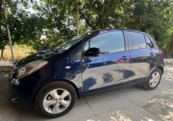 Toyota Yaris 2008, 120,000 km - 1.3 l - Bakı