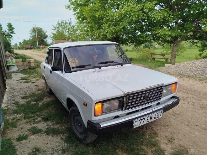 LADA (VAZ) 2107 2007, 25,000 km - 1.6 л - Qusar