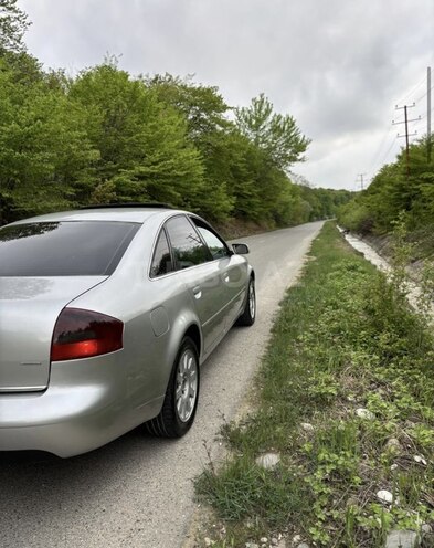 Audi A6 2002, 230,000 km - 3.0 l - Qusar