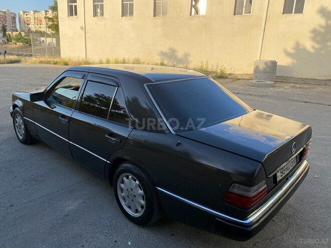 Mercedes E 200 1991, 369,874 km - 2.0 l - Bakı