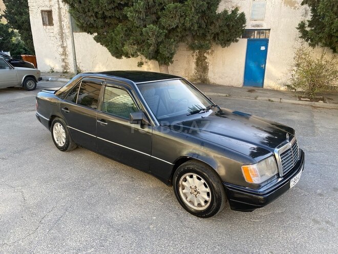 Mercedes E 200 1991, 369,874 km - 2.0 l - Bakı