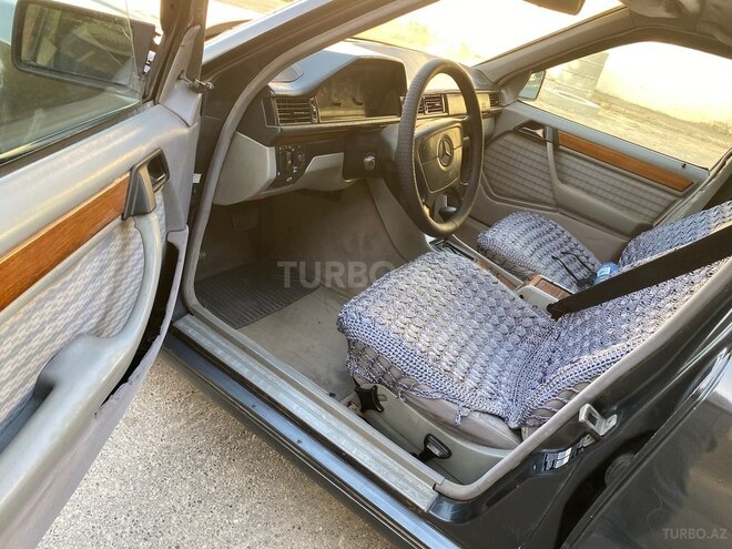Mercedes E 200 1991, 369,874 km - 2.0 l - Bakı