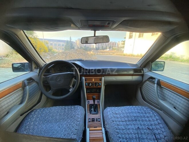 Mercedes E 200 1991, 369,874 km - 2.0 l - Bakı