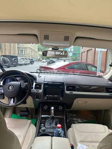 Volkswagen Touareg 2013, 81,000 km - 3.6 l - Bakı